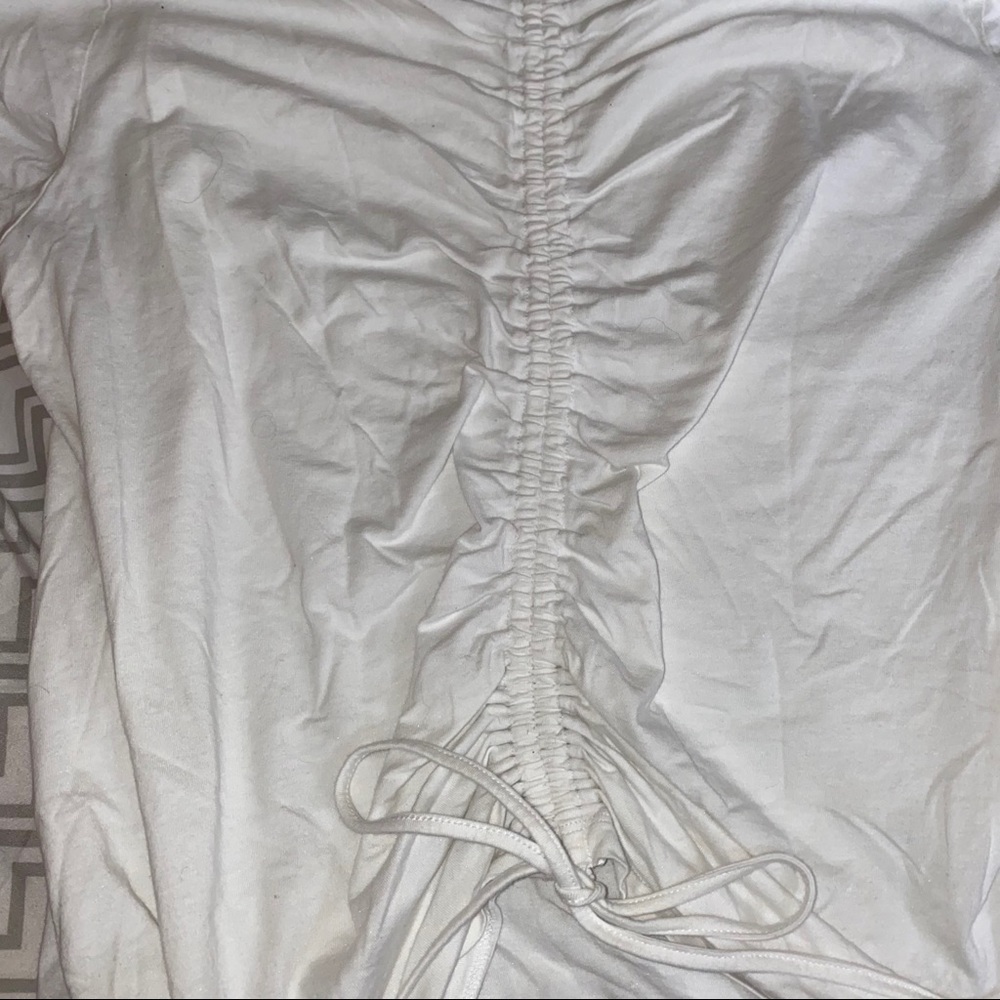 ALL IN MOTION ROUCHED TEE - Picture 2 of 2